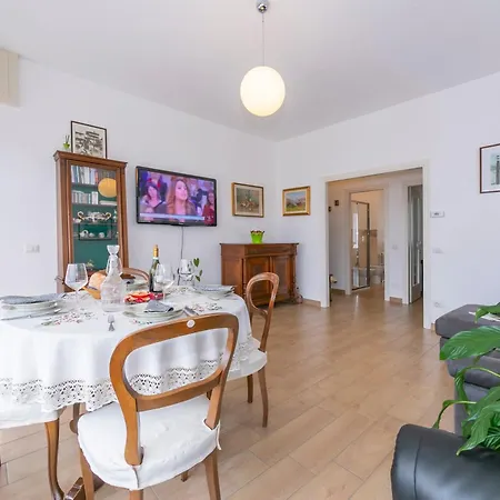 公寓 Residenza La Terrazza Di Dante - Happy 斯特雷萨