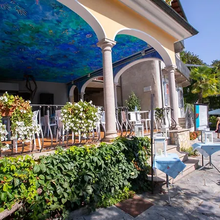 Residenza La Terrazza Di Dante: 2br With Sunny Terrace - Happy Daire Stresa